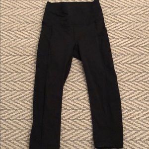 Cropped athletic pants Lulu Lemon